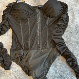 Black, bodysuit with mesh detail 1Xl